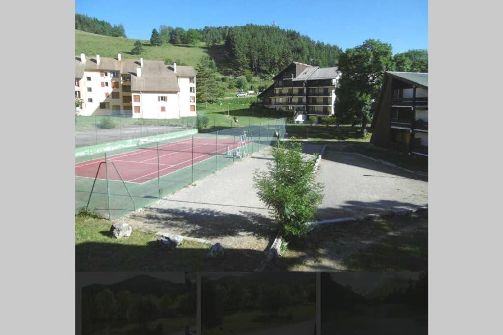 Petit Studio Mansarde 18 M2 Avec Navette Gratuit Aux Pistes De Ski Gresse-en-Vercors Exterior photo